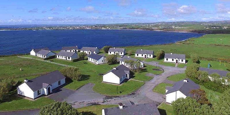 Quilty Holiday Cottages - Type B Exteriör bild